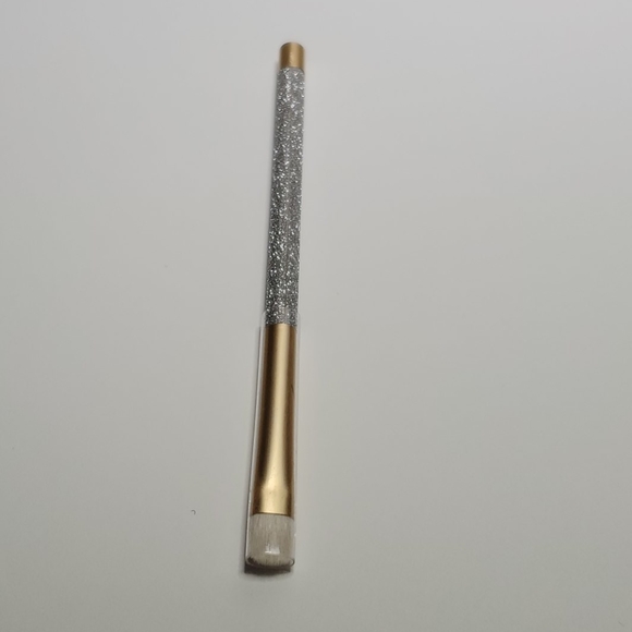 MAC Mariah Carey 239 Eye Shader Brush - Picture 6 of 13